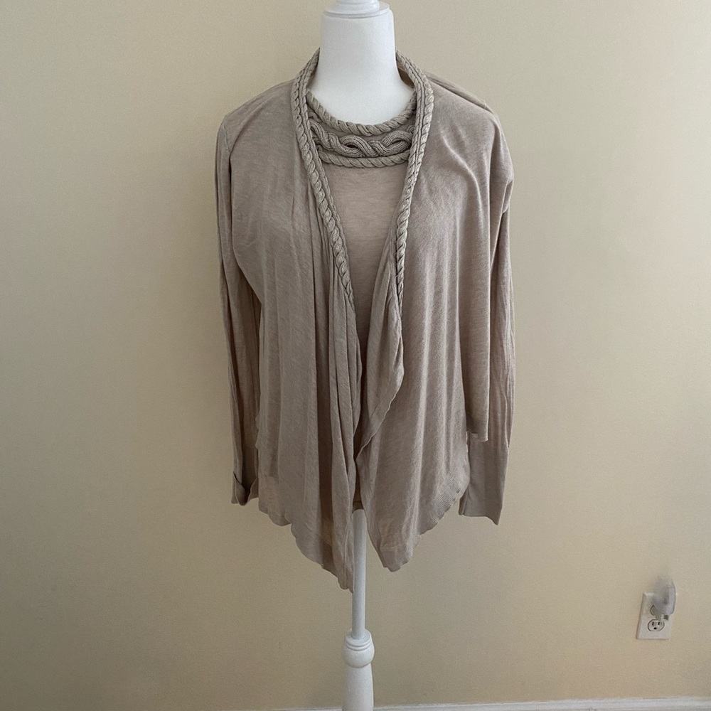 Cardigan and shirt set